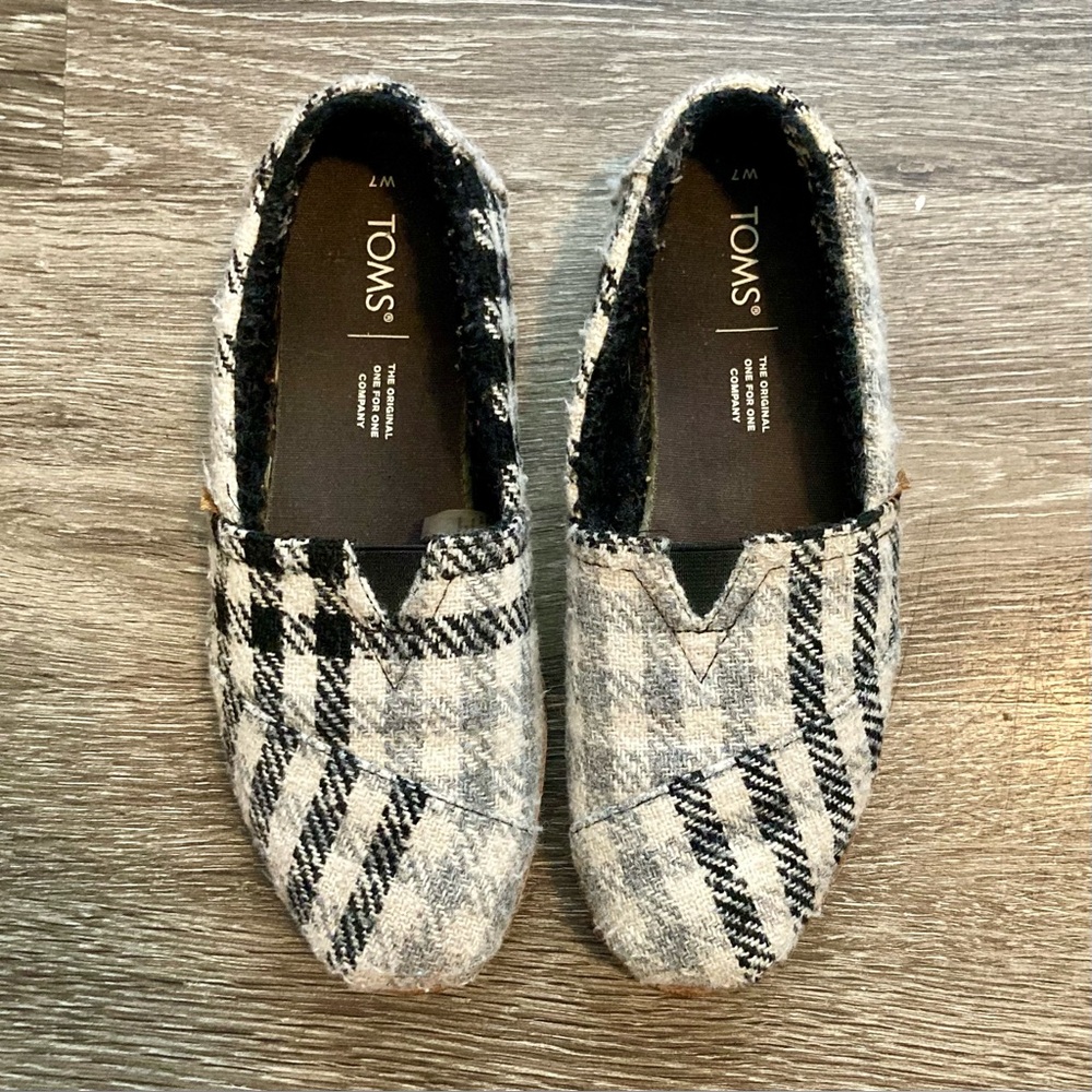 Toms alpargata black and gray plaid wool blend loafers size 7